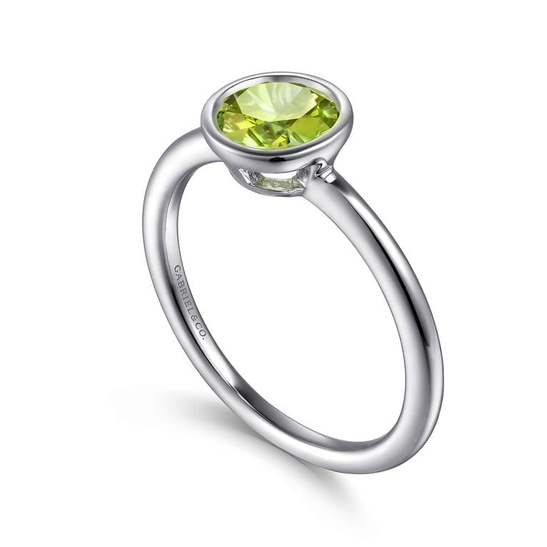 Promise Ring - 925 Sterling Silver Bezel Set Peridot Solitaire Promise Ring - Shot 3