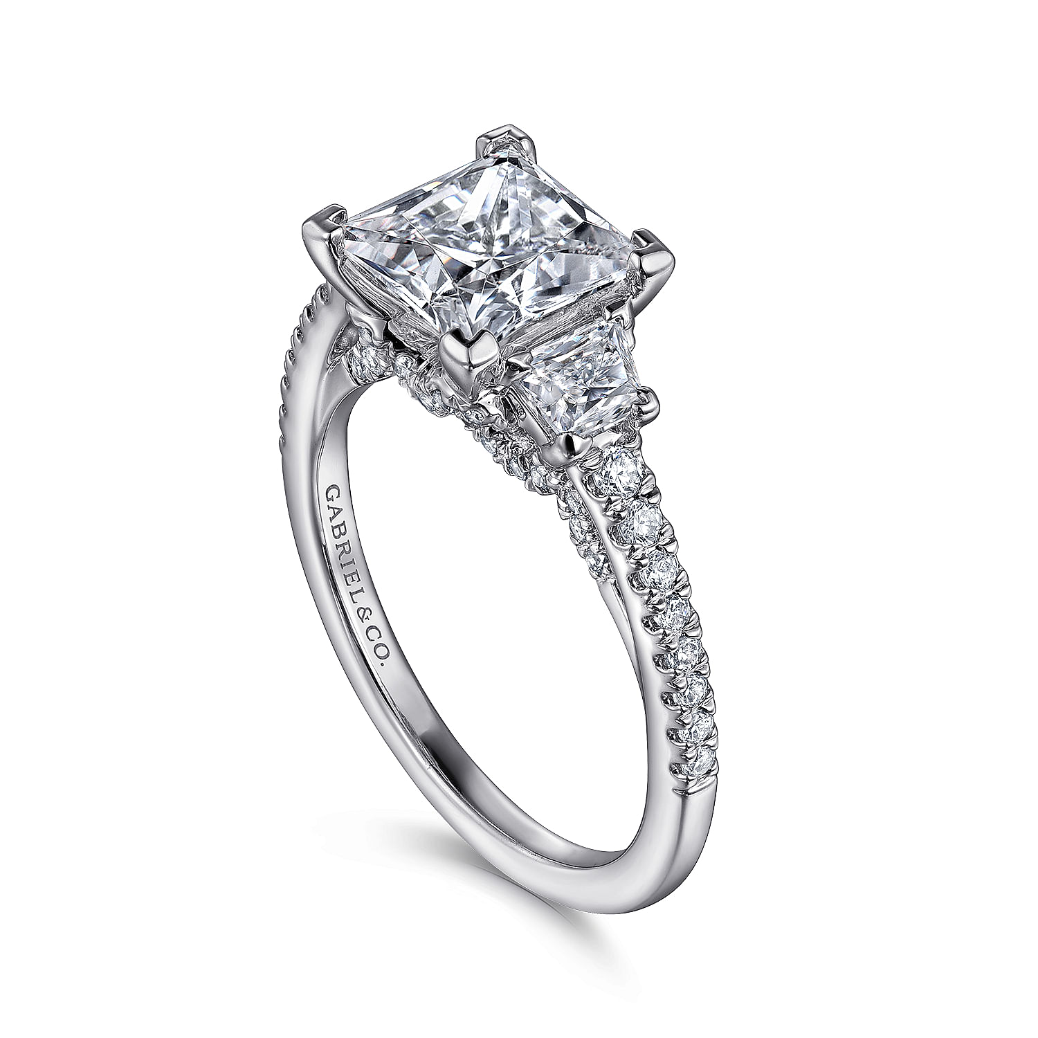 Quentin - 18K White Gold Princess Cut Three Stone Diamond Engagement Ring - 0.78 ct - Shot 3
