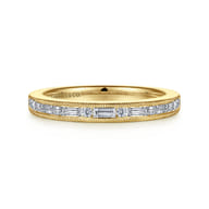 Raigne - 14K Yellow Gold Channel Set Baguette and Round Diamond Anniversary Band
