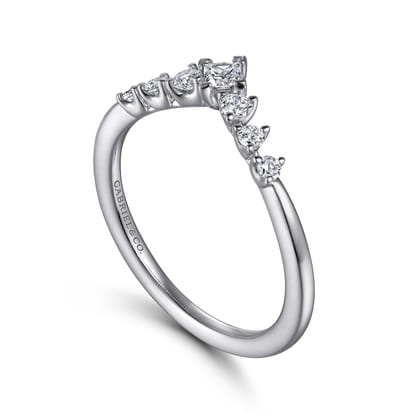 Raine - Curved 14K White Corner Prong Gold Princess Cut and Prong set Round Diamond Anniversary Band