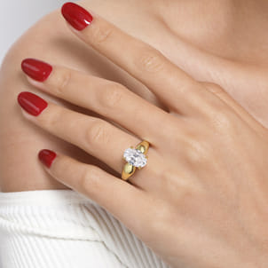 Raven - 14K Yellow Gold Oval Diamond Engagement Ring