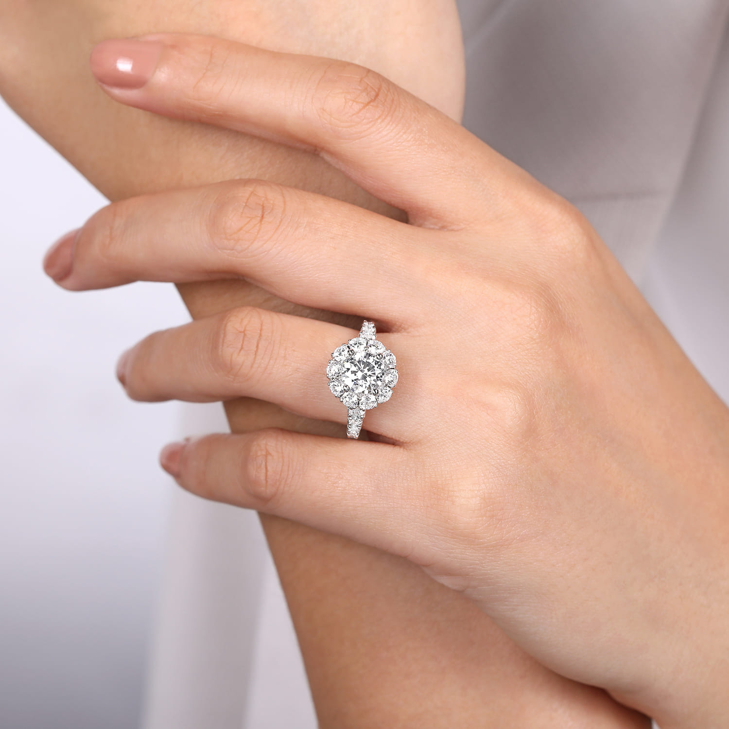 Rayna - 14K White Gold Round Halo Diamond Engagement Ring