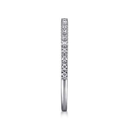 Rialle - 14K White Gold Prong Set Diamond Wedding Band