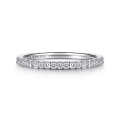 Rialto - 14K White Gold Shared Prong 19 Stone Diamond Wedding Band