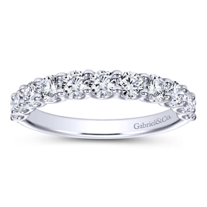 Riga - 14K White Gold Round 11 Stone Diamond Anniversary Band
