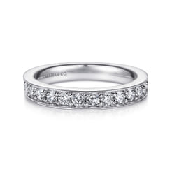 Rimmes - 14K White Gold Prong Channel Set Diamond Wedding Band