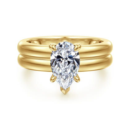 Robin - 14K Yellow Gold Pear Shape Diamond Engagement Ring
