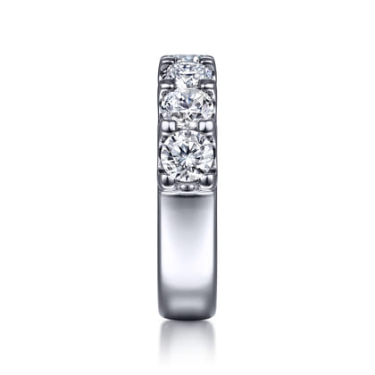 Ronda - 14K White Gold 7 Stone Shared Prong Round Diamond Anniversary Band