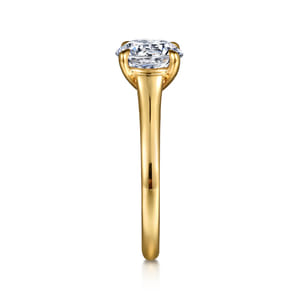 Rosey - 14K Yellow Gold Round Diamond Engagement Ring