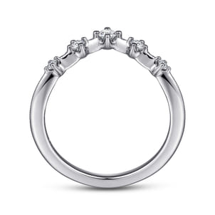 Rouix - 14K White Gold Curved Diamond Anniversary Band