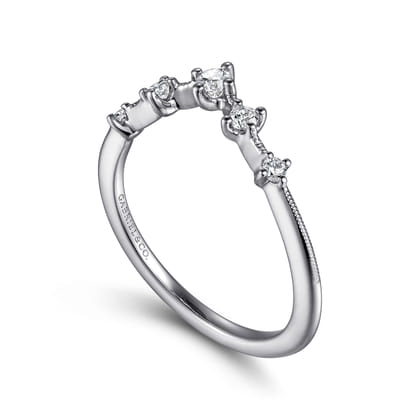 Rouix - 14K White Gold Curved Diamond Anniversary Band