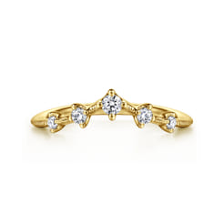 Rouix - 14K Yellow Gold Curved Diamond Anniversary Band