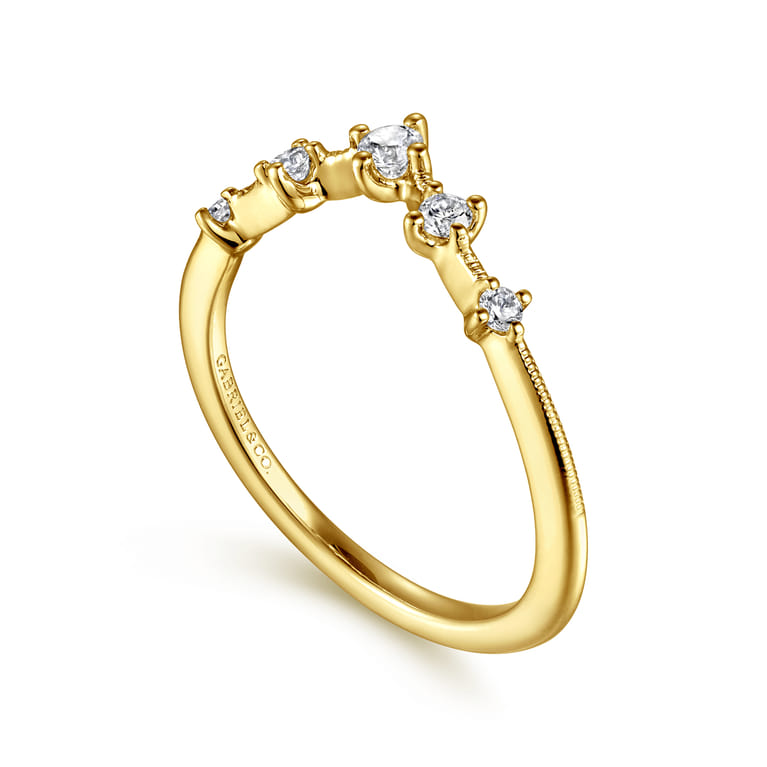 Curved Wedding Ring in 14k Yellow Gold with Round Natural Diamond at Gabriel & Co. - Shot 3