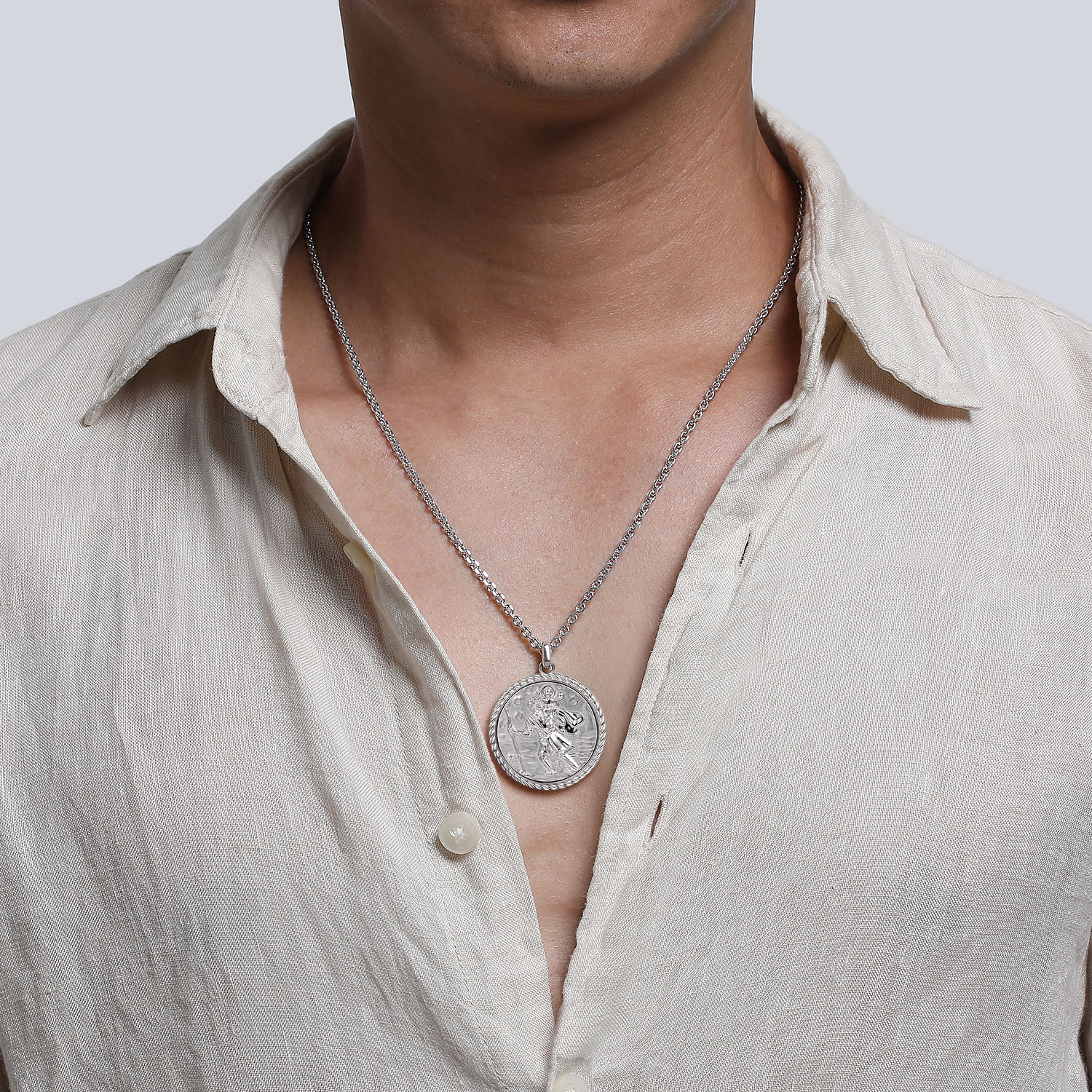 Round 925 Sterling Silver St Christopher Protect Us Pendant with Twisted Rope Frame - Shot 4
