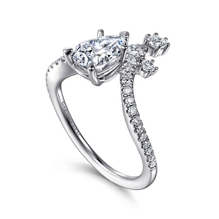 Royalty---14K-White-Gold-Pear-Shape-V-Shape-Diamond-Engagement-Ring3