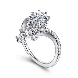 Royalty---14K-White-Gold-Round-V-Shape-Diamond-Engagement-Ring3