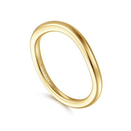 Satya - Curved 14K Yellow Gold Anniversary Band