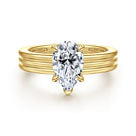 Sela - 14K Yellow Gold Pear Shape Diamond Engagement Ring