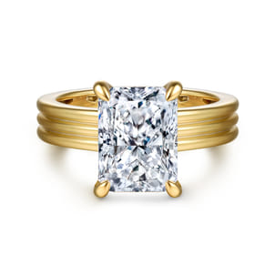 Sela - 14K Yellow Gold Radiant Cut Diamond Engagement Ring
