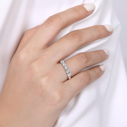Siena - 14K White Gold 5 Stone Diamond Anniversary Band