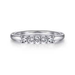 Siena - 14K White Gold 5 Stone Shared Prong Diamond Anniversary Band