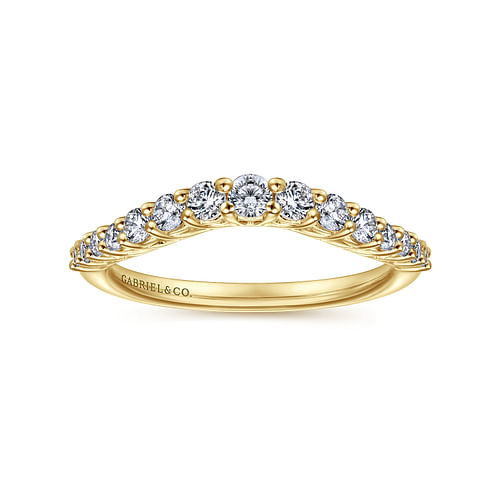 Soire - Curved-14K Yellow Gold Diamond Anniversary Band - 0.5 ct - Shot 4