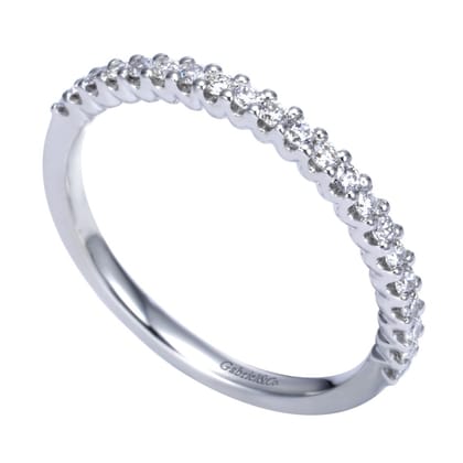 Sorrento - Platinum Shared Prong Set Diamond Wedding Band