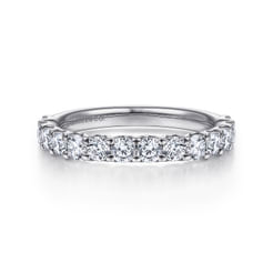 Platinum Shared Prong Set Diamond Wedding Band