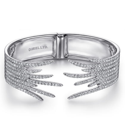 Split 18K White Gold Fan Diamond Bangle