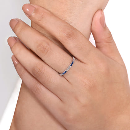 Stackable Ring 14K White Gold Diamond and Blue Sapphire 0.4ct