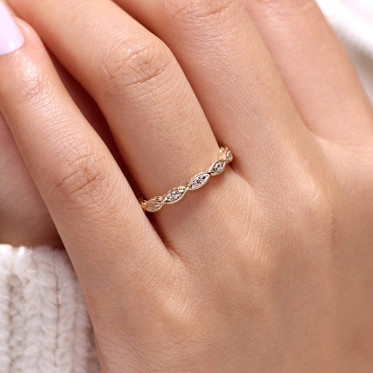 Stackable Ring 14K Yellow Gold Diamond 0.11ct Bujukan