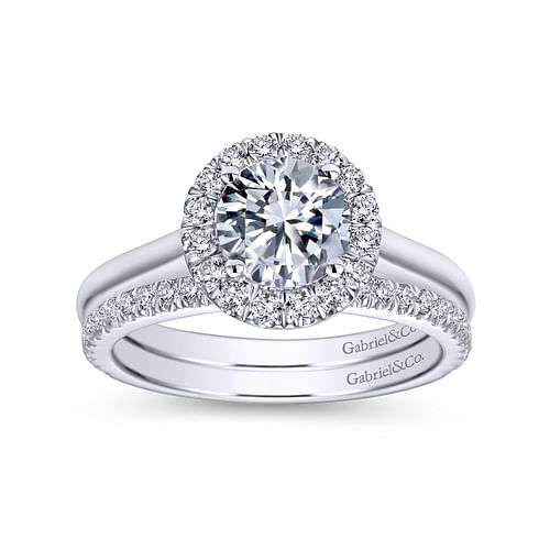 Stacy - Platinum Round Halo Diamond Engagement Ring - 0.26 ct - Shot 4