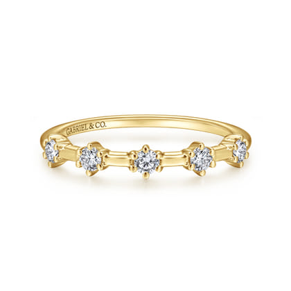 Sumatra - 14K Yellow Gold Diamond Station Anniversary Band