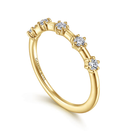 Sumatra - 14K Yellow Gold Diamond Station Anniversary Band