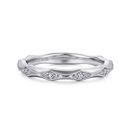 Tahiti - 14K White Gold Vintage Inspired Diamond Anniversary Band