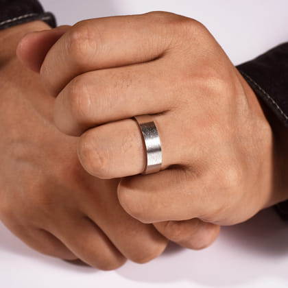 Theodore - 14K White Gold 6mm - Men's Wedding Band in Horizontal Brush Finish