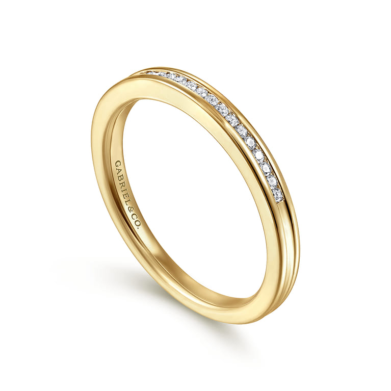 Straight Wedding Ring in 14k Yellow Gold with Round Natural Diamond at Gabriel & Co. - Shot 3
