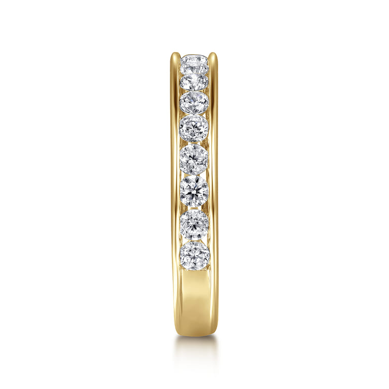 Straight Wedding Ring in 14k Yellow Gold with Round Natural Diamond at Gabriel & Co. - Shot 4