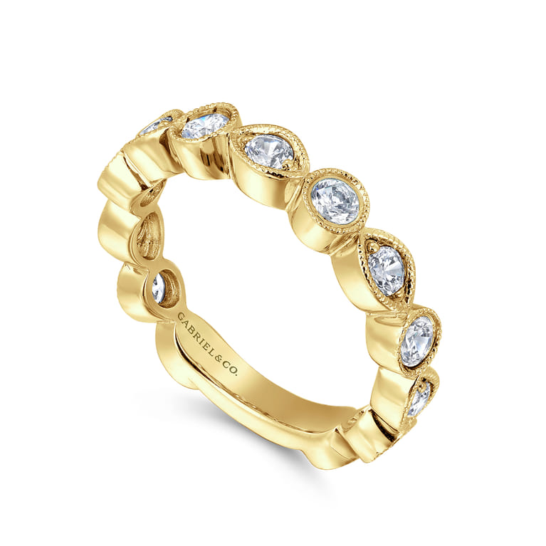 Straight Wedding Ring in 14k Yellow Gold with Round Natural Diamond at Gabriel & Co. - Shot 3