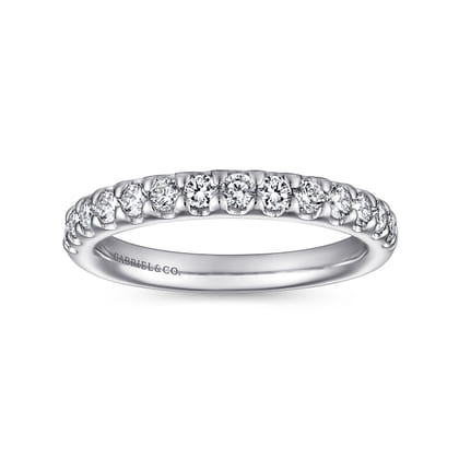 Tula - 14K White Gold Round 14 Stone Diamond Wedding Band