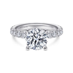 Platinum Round Diamond Engagement Ring