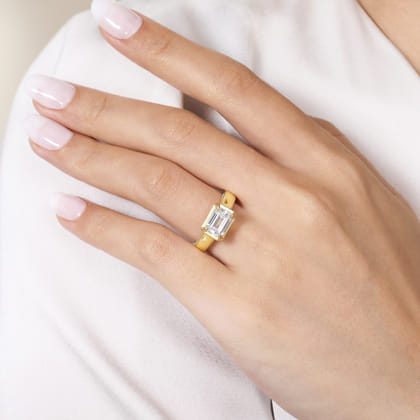 Uva - 14K Yellow Gold East West and Bezel Prong Emerald Cut Diamond Engagement Ring