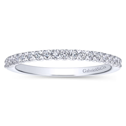 Vienne - 14K White Gold Prong Set Diamond Wedding Band