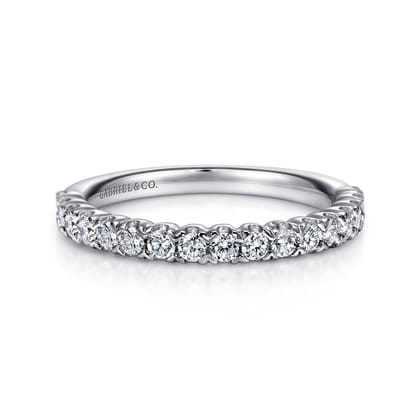 Vienne - 14K White Gold Prong Set Diamond Wedding Band