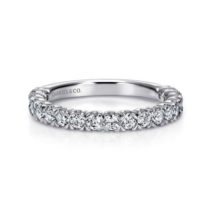 Vienne - 14K White Gold Prong Set Diamond Wedding Band