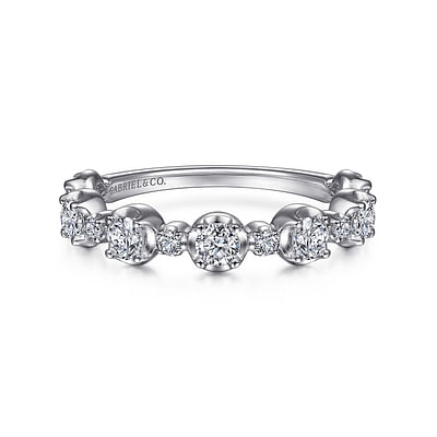 Vilanova - 14K White Gold Diamond Anniversary Band
