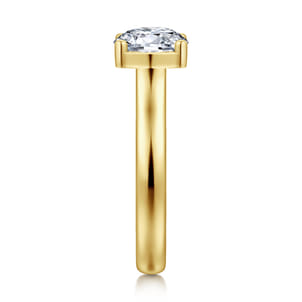 Villa - 14K Yellow Gold Half Bezel Oval Diamond Engagement Ring