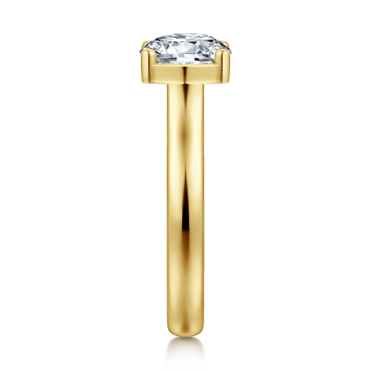 Villa - 14K Yellow Gold Half Bezel Oval Diamond Engagement Ring