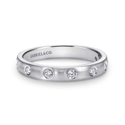 Vitoria - 14K White Gold Burnished Set Round 7 Stone Diamond Anniversary Band