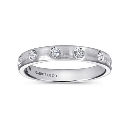 Vitoria - 14K White Gold Burnished Set Round 7 Stone Diamond Anniversary Band